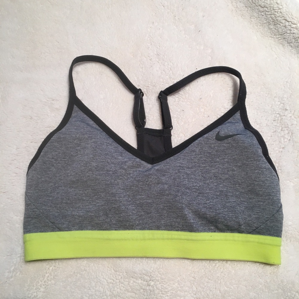 Nike brac